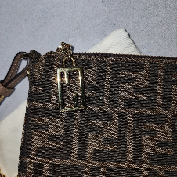 Fendi zucca baguette pouch - Picture 4 of 11